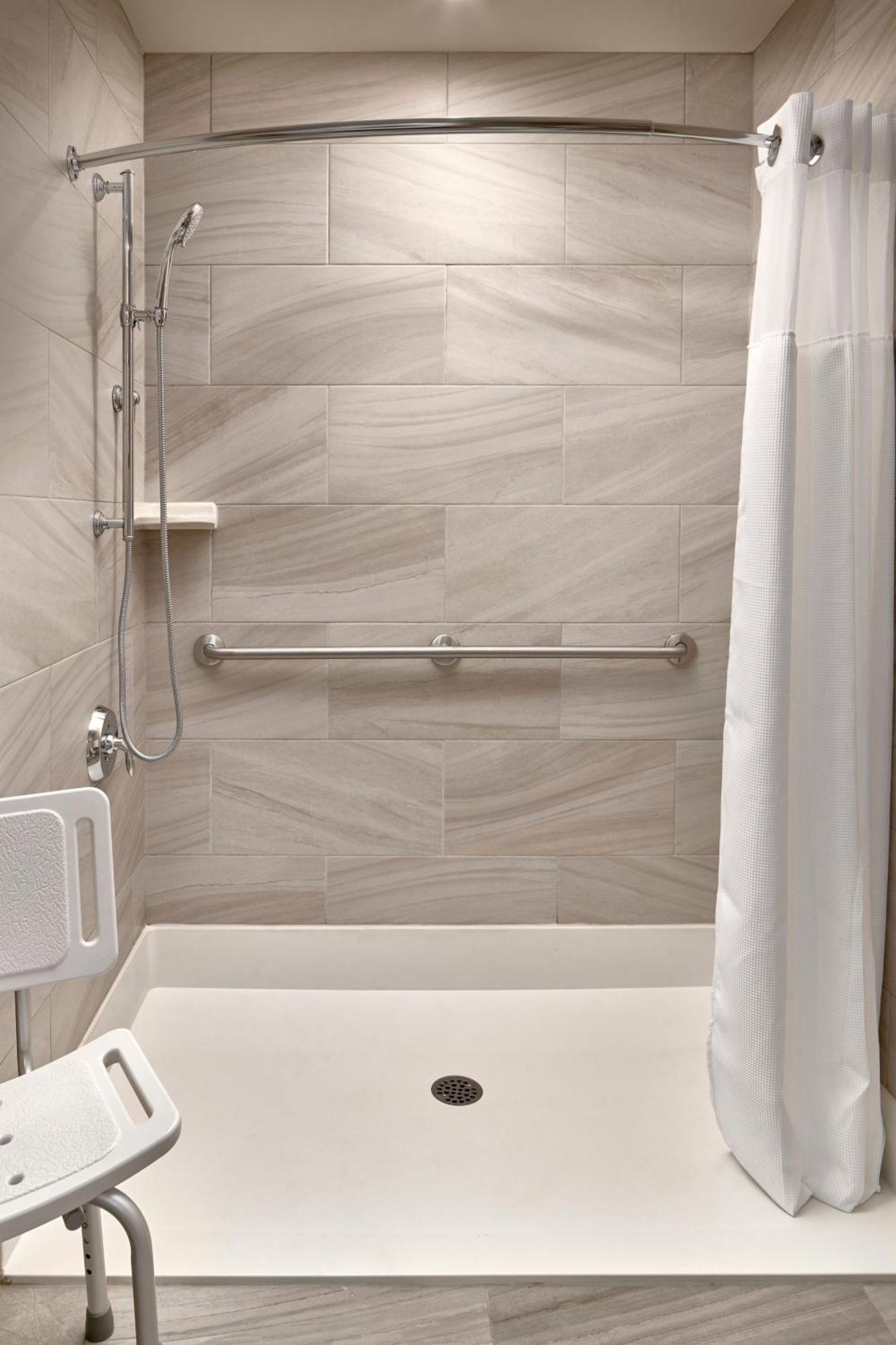 Fairfield Inn & Suites By Marriott Эйрдри Экстерьер фото